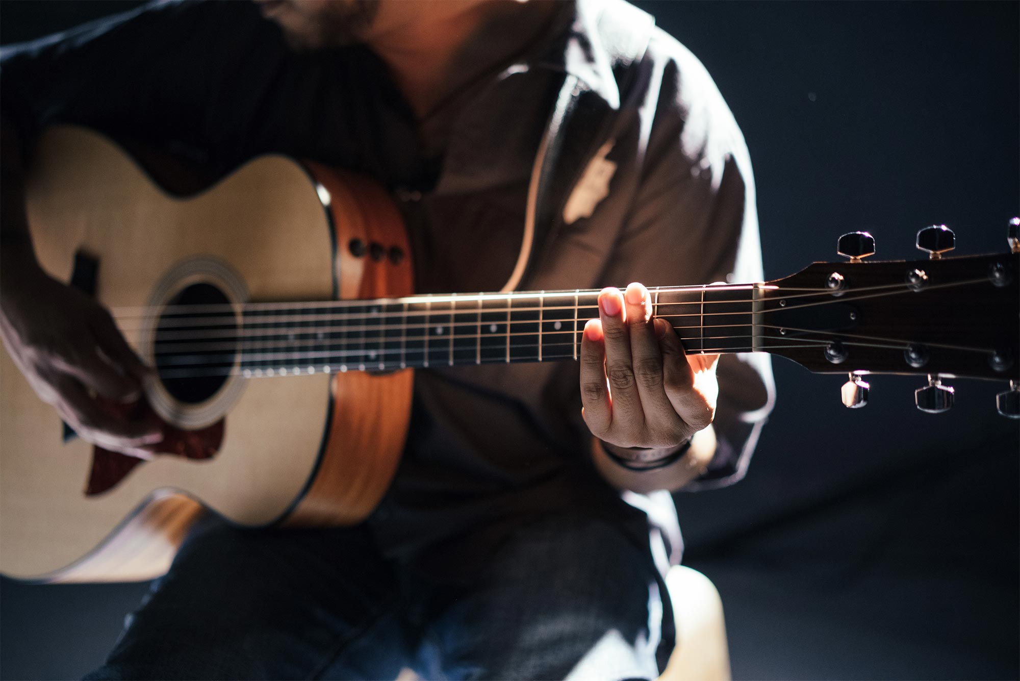 victor godderis - professeur de guitare à domicile ou en visio